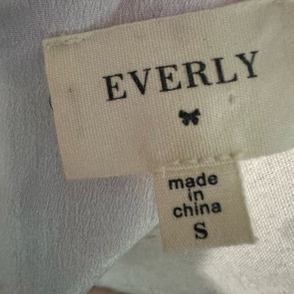 Everly translucent striped floral dress. S - Picture 7 of 7